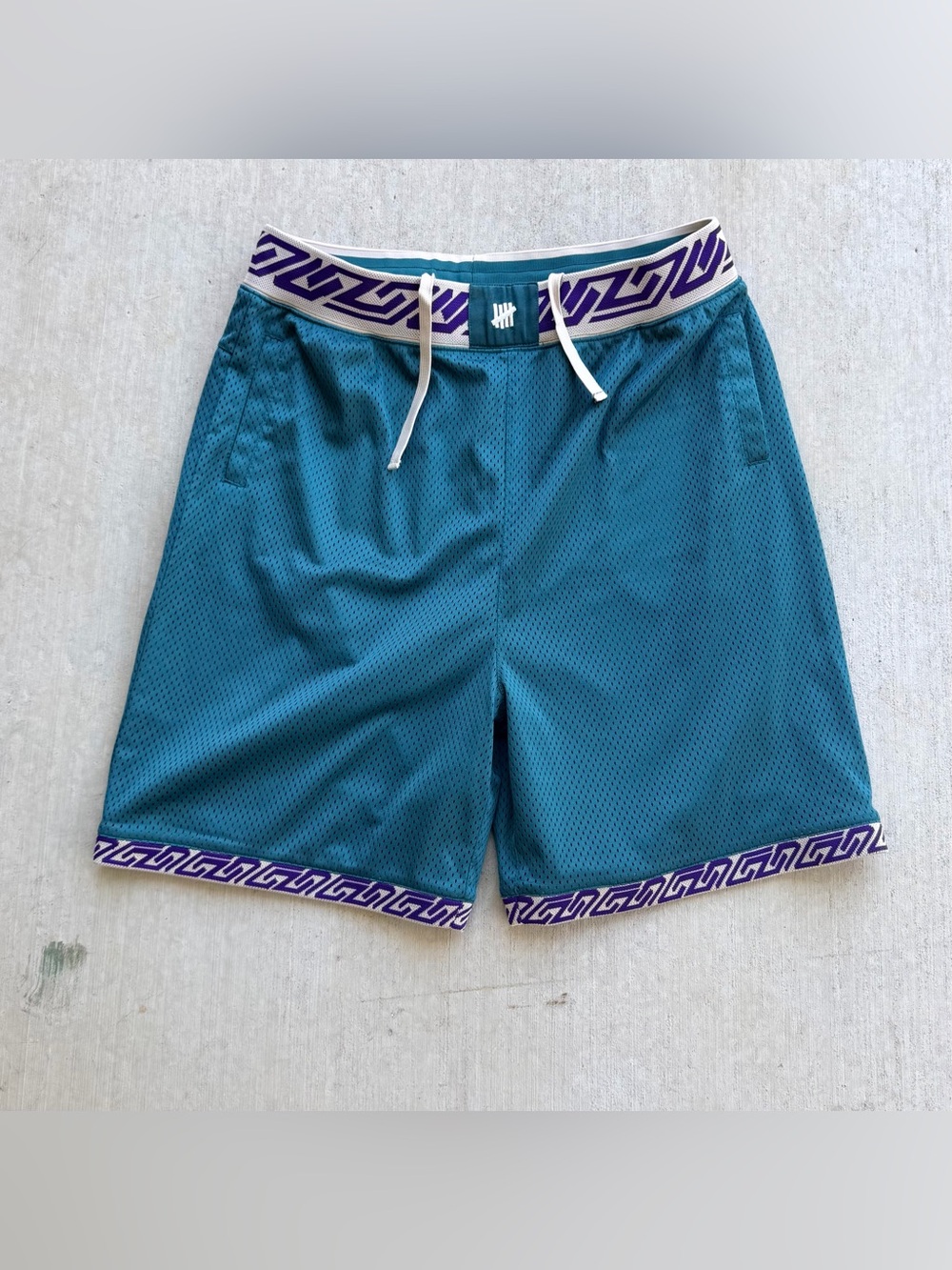 Undefeated Mesh Basketball Shorts Men Size 2XL Teal Green